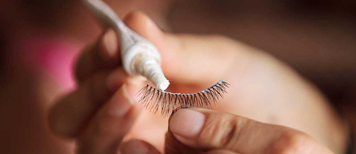 how to get eyelash glue off